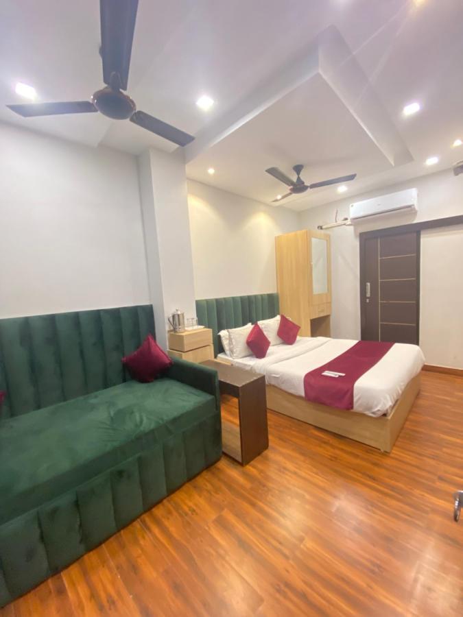 Hotel Fifty Six Amritsar Exterior foto