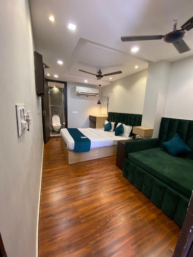 Hotel Fifty Six Amritsar Exterior foto